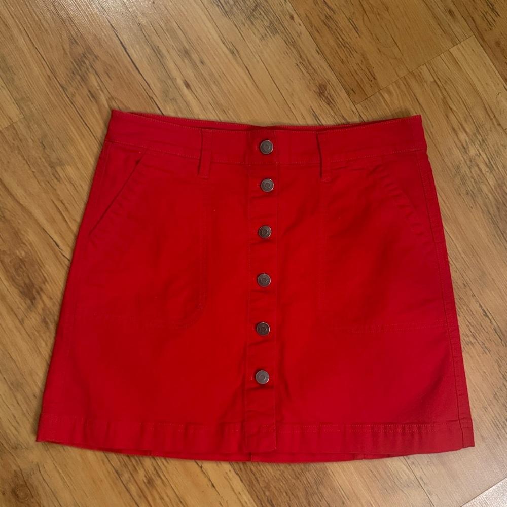 J.Crew Mercantile Jean Skirt Red Button Sz 4 /31”